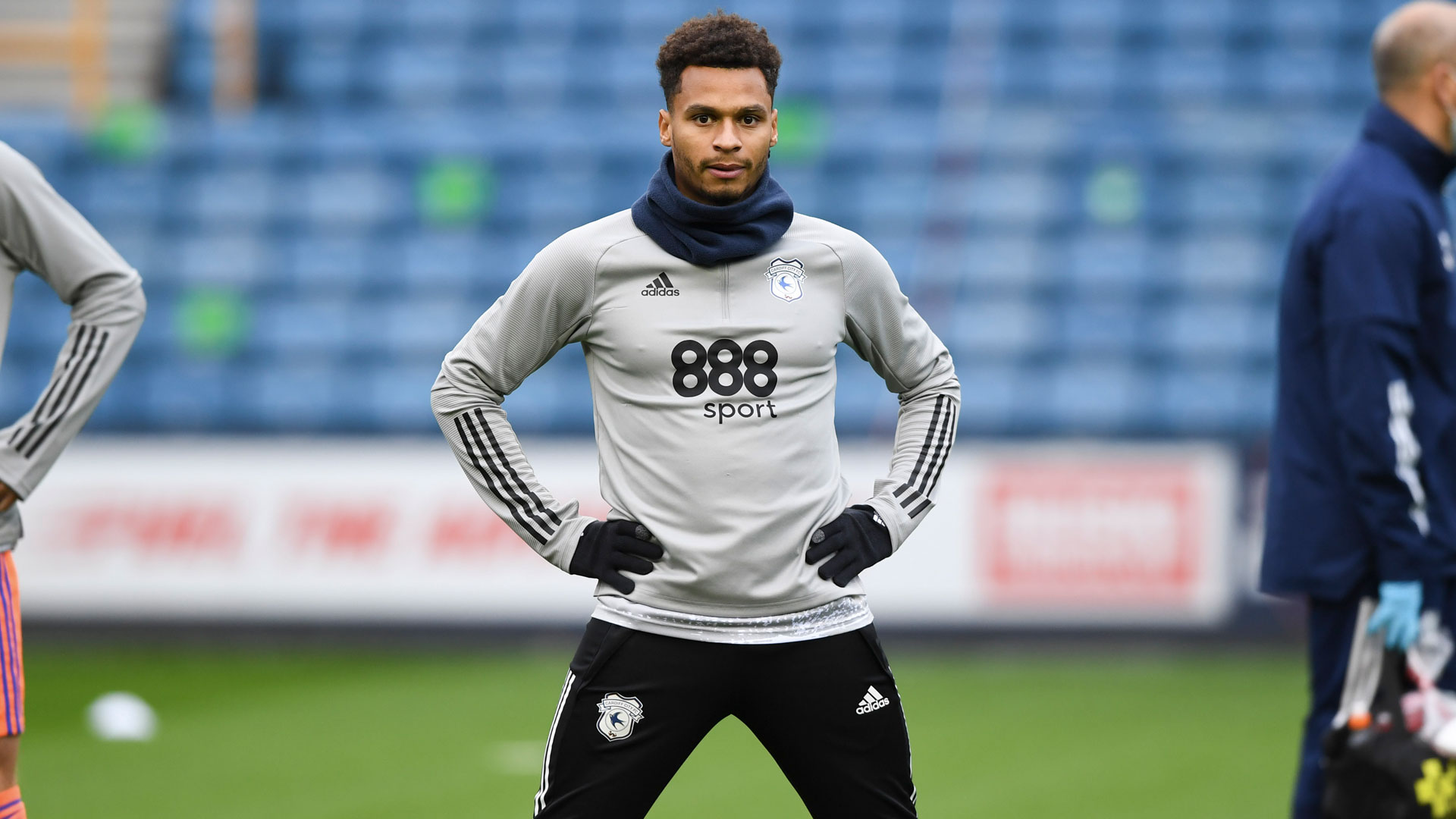 Josh Murphy warms up at The Den...