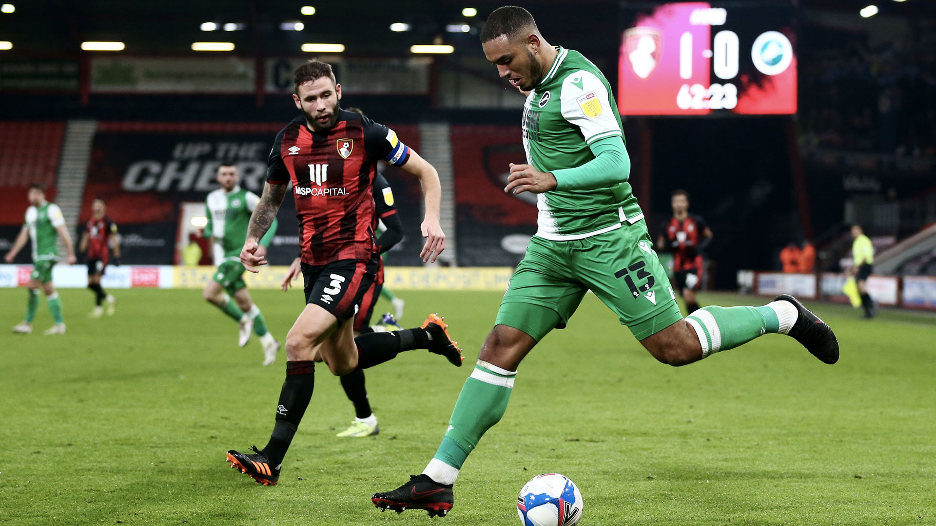 Kenneth Zohore in action for Millwall...