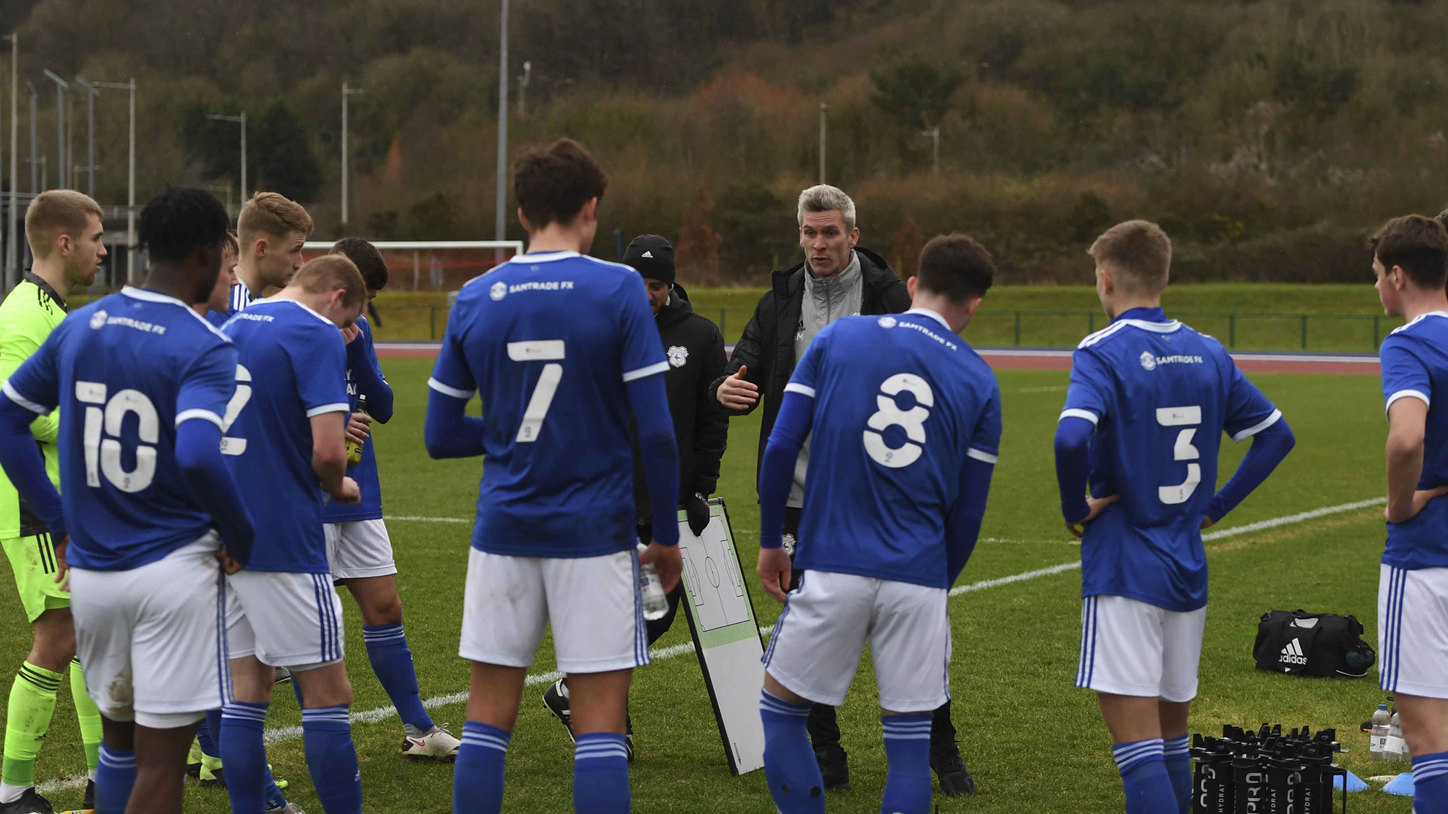 Steve Morison gives instructions to his team at half-time...