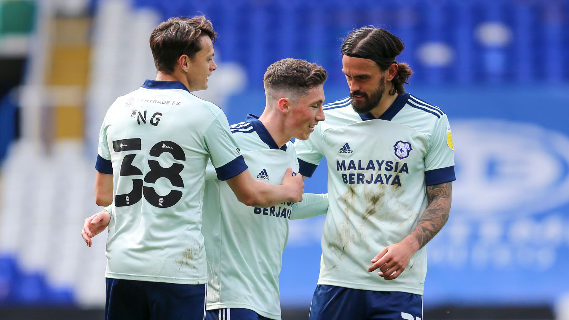 Cardiff, UK. 07th Aug, 2021. Marlon Pack #21 of Cardiff City under pressure  from Callum Styles #4 of Barnsley in Cardiff, United Kingdom on 8/7/2021.  (Photo by Mike Jones/News Images/Sipa USA) Credit