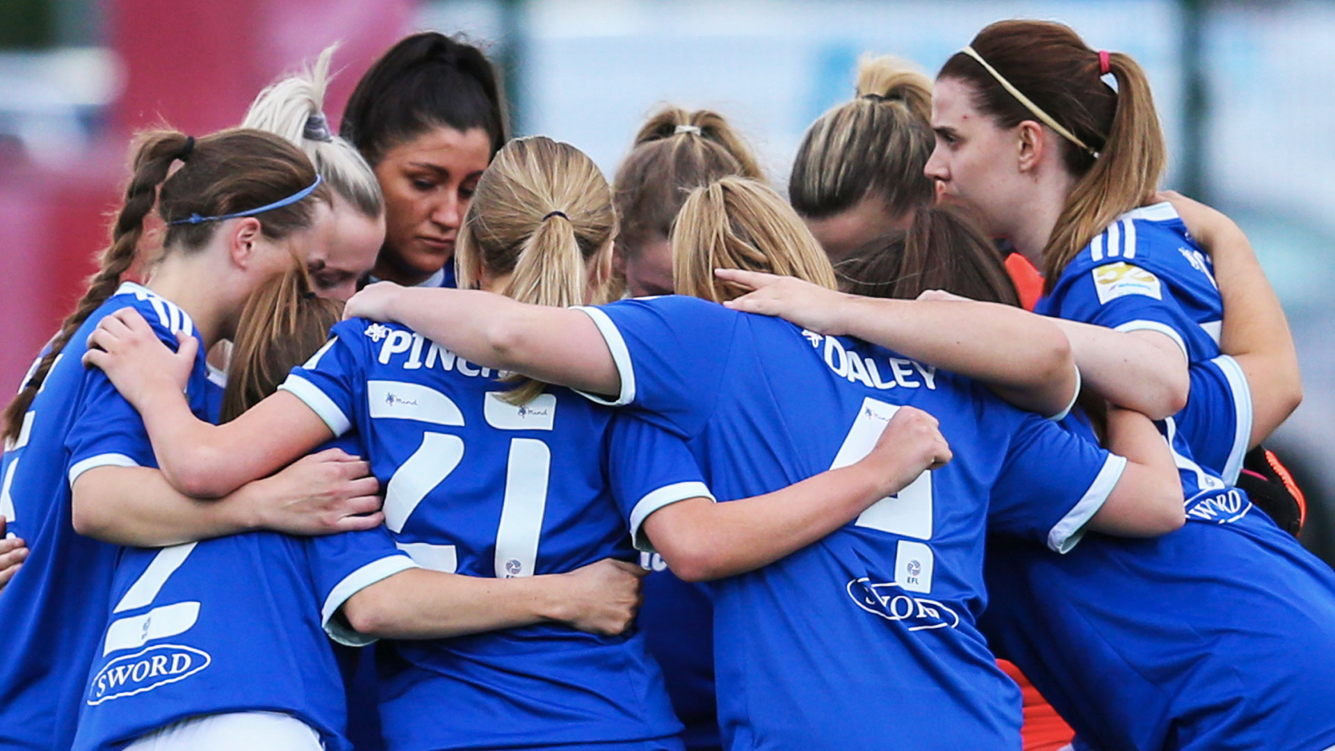 The Bluebirds get ready at Dragon Park...