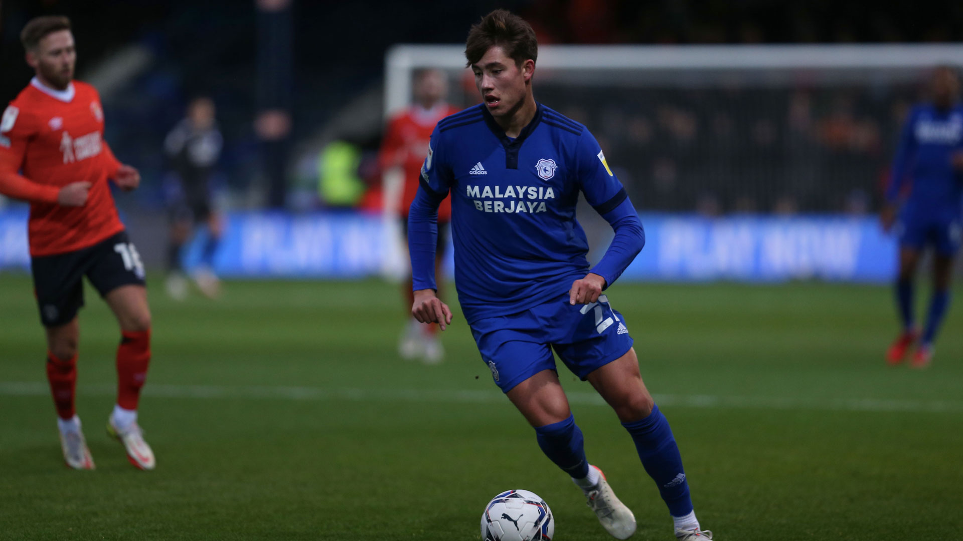 Rubin Colwill on the ball against Luton Town...