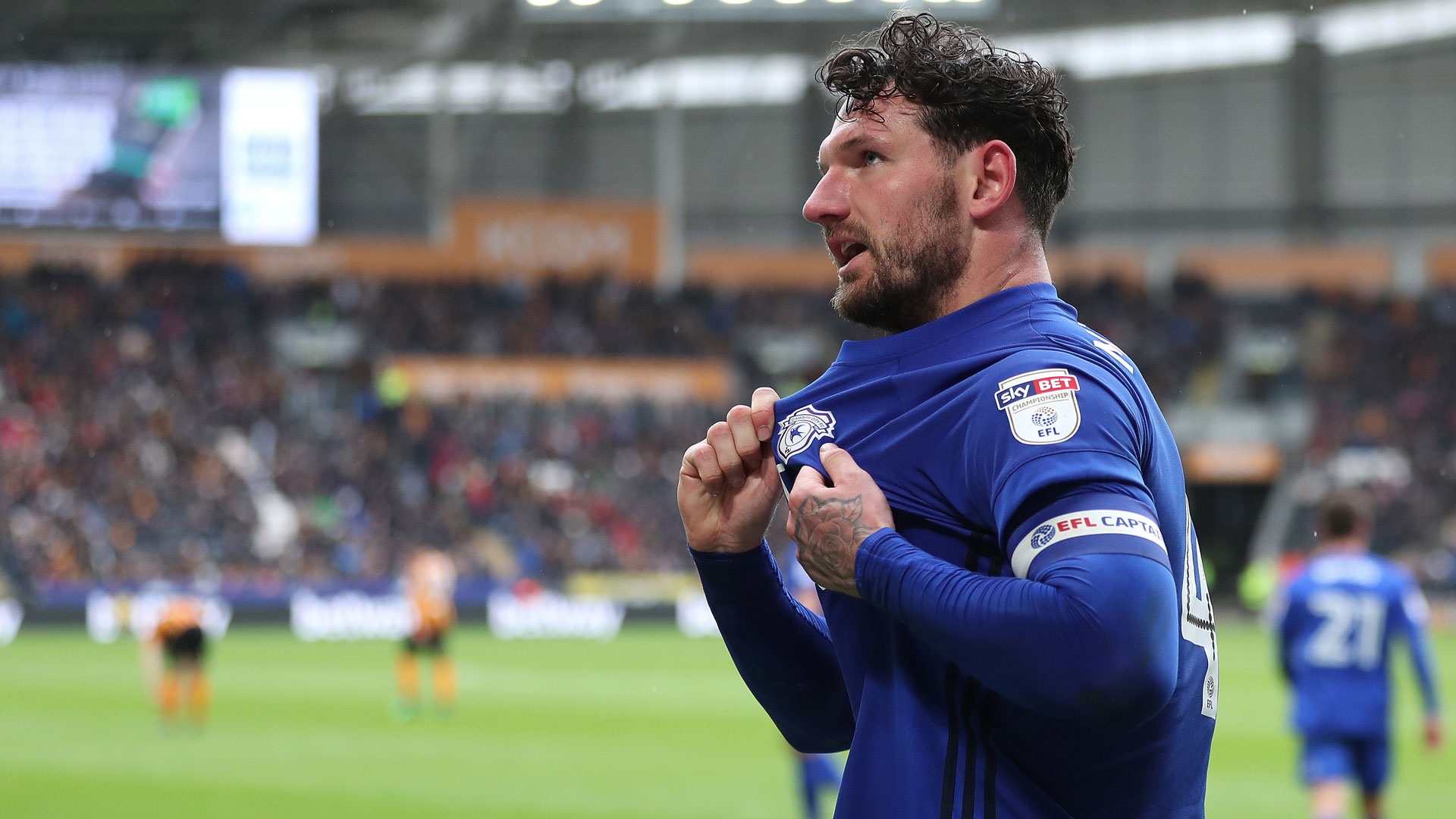 Sean Morrison celebrates his second at Hull City...