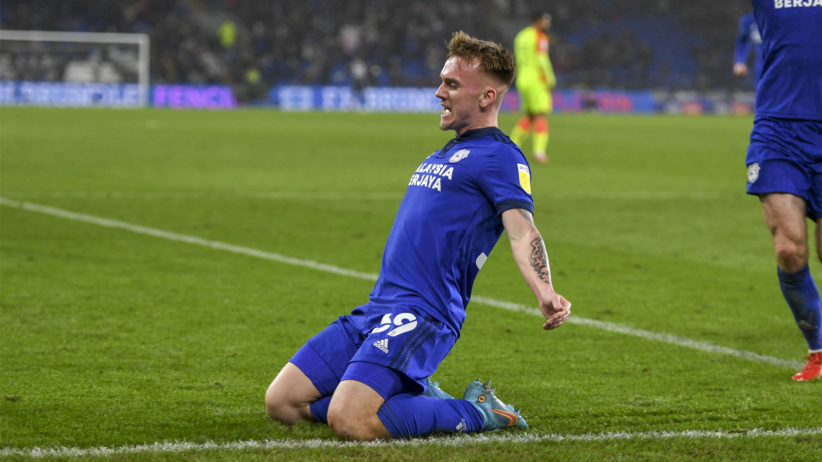 Cardiff City 2-1 Nottingham Forest: Jordan Hugill hits debut goal