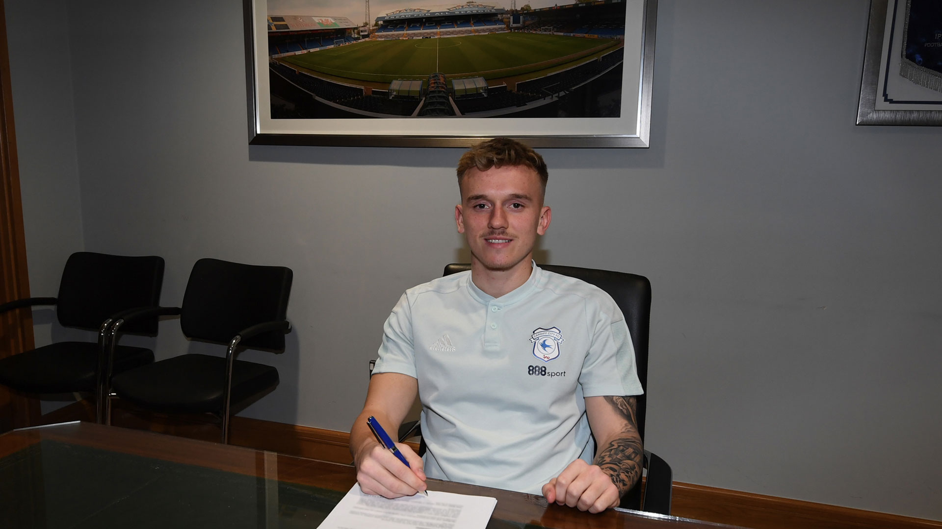 Isaak Davies has signed a new Cardiff City contract...