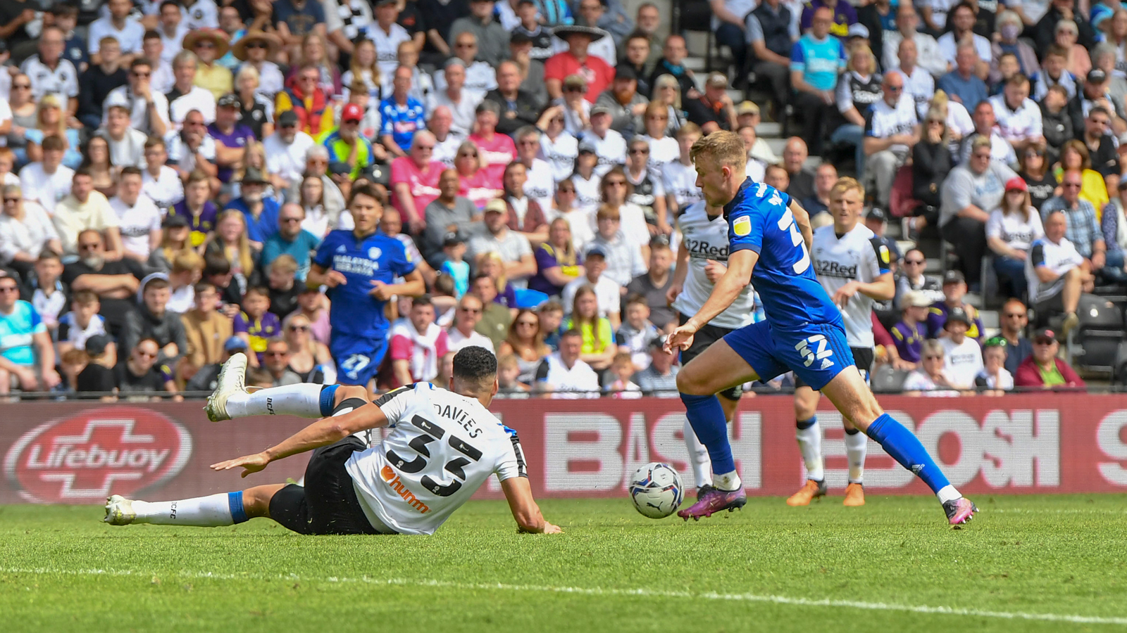 Cardiff City back on the winning trail as Derby County stumble in