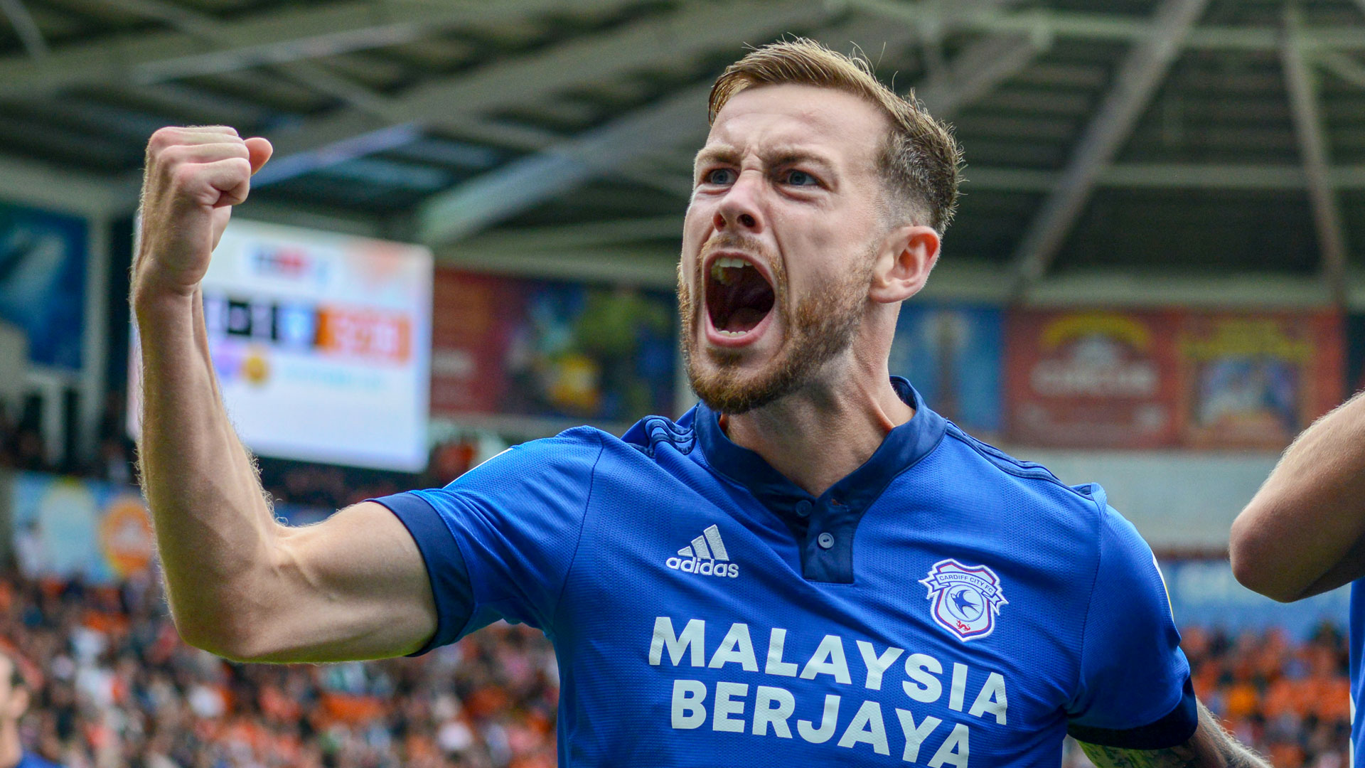 Joe Ralls has signed a new deal with Cardiff City FC