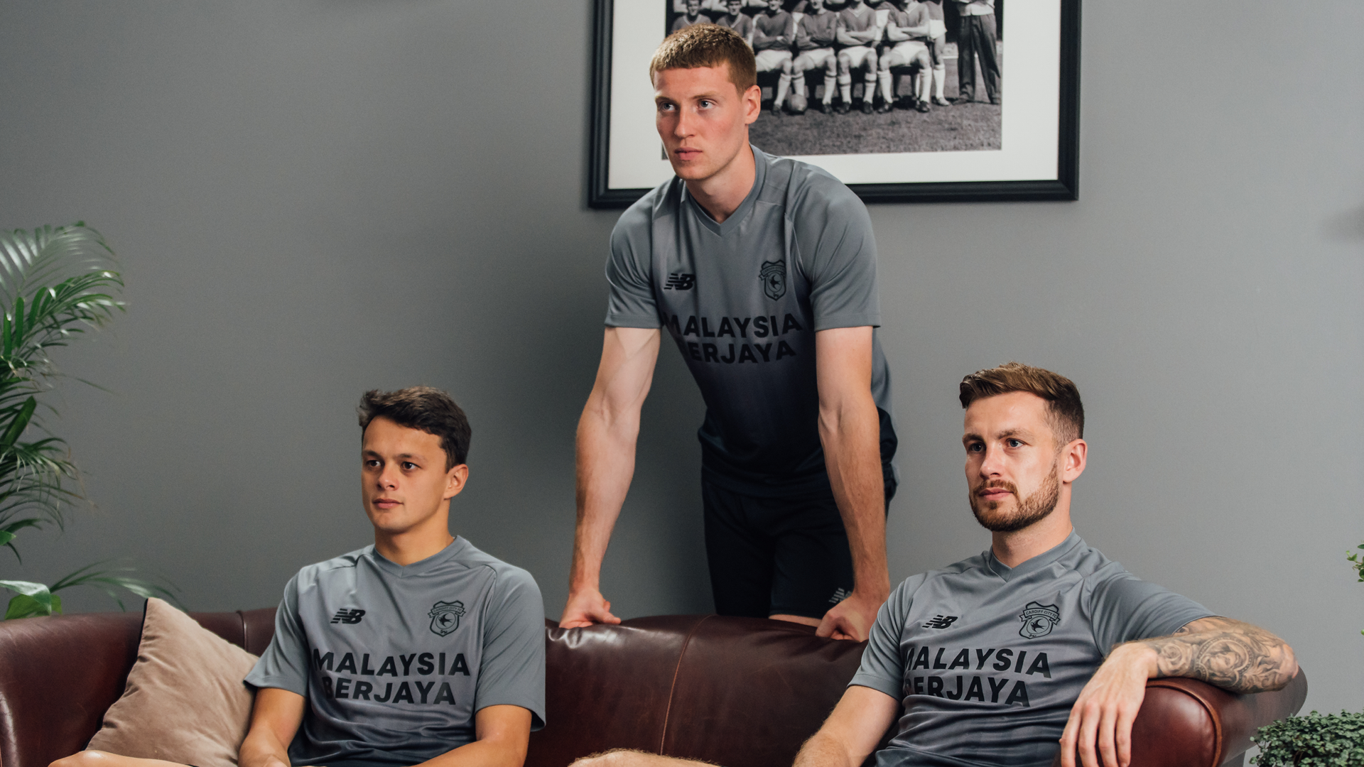 Cardiff City 2021-22 Away Kit