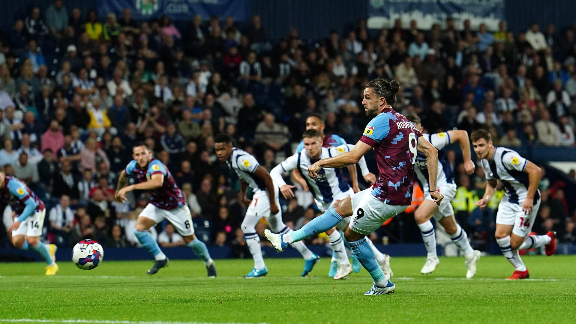 Jay Rodriguez scores for Burnley.