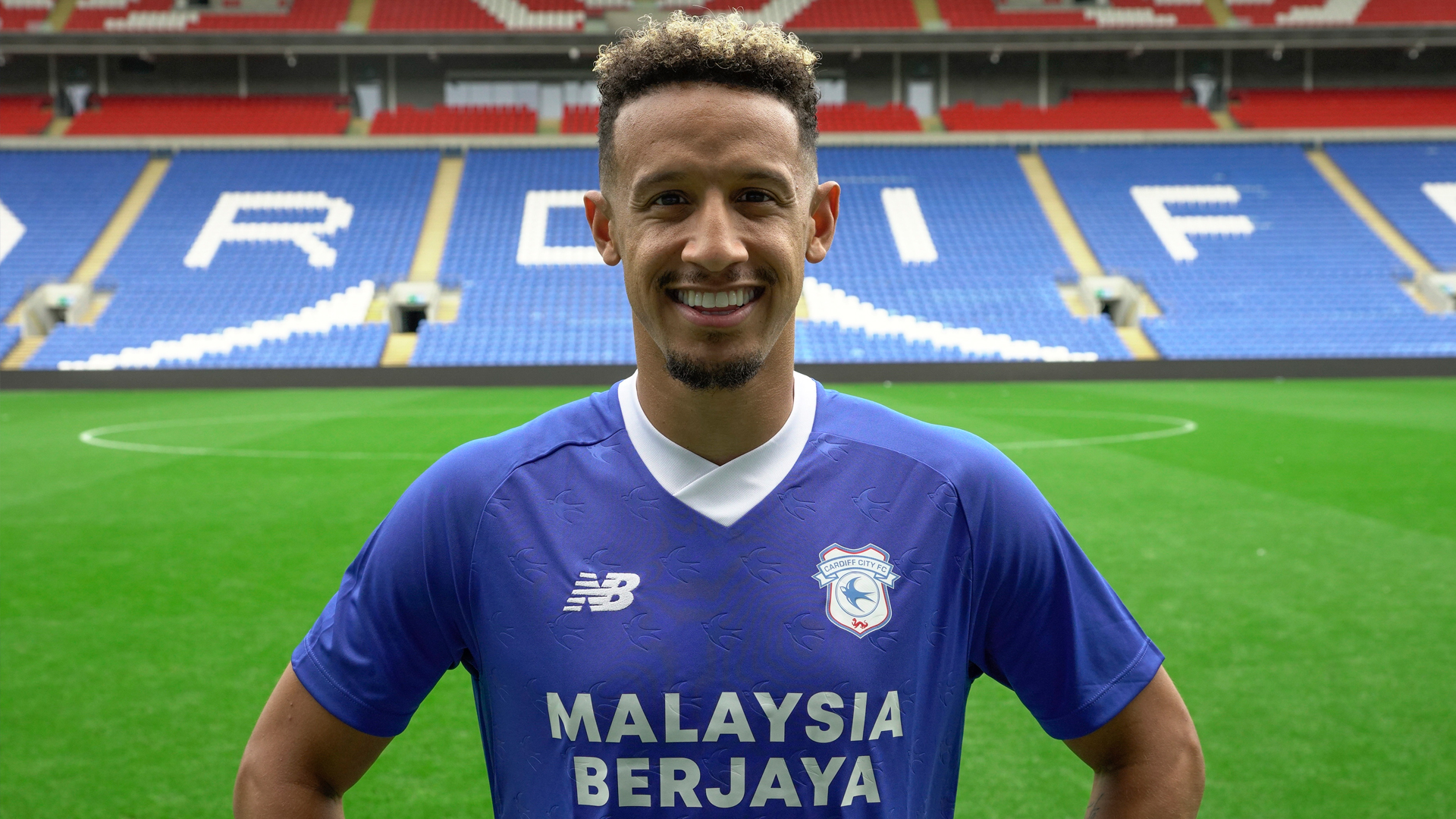 Callum Robinson is a Bluebird | Cardiff