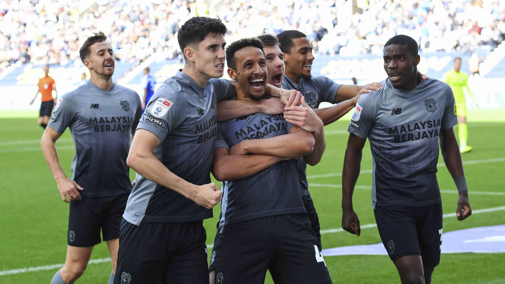 Callum Robinson celebrates his goal with the Bluebirds...