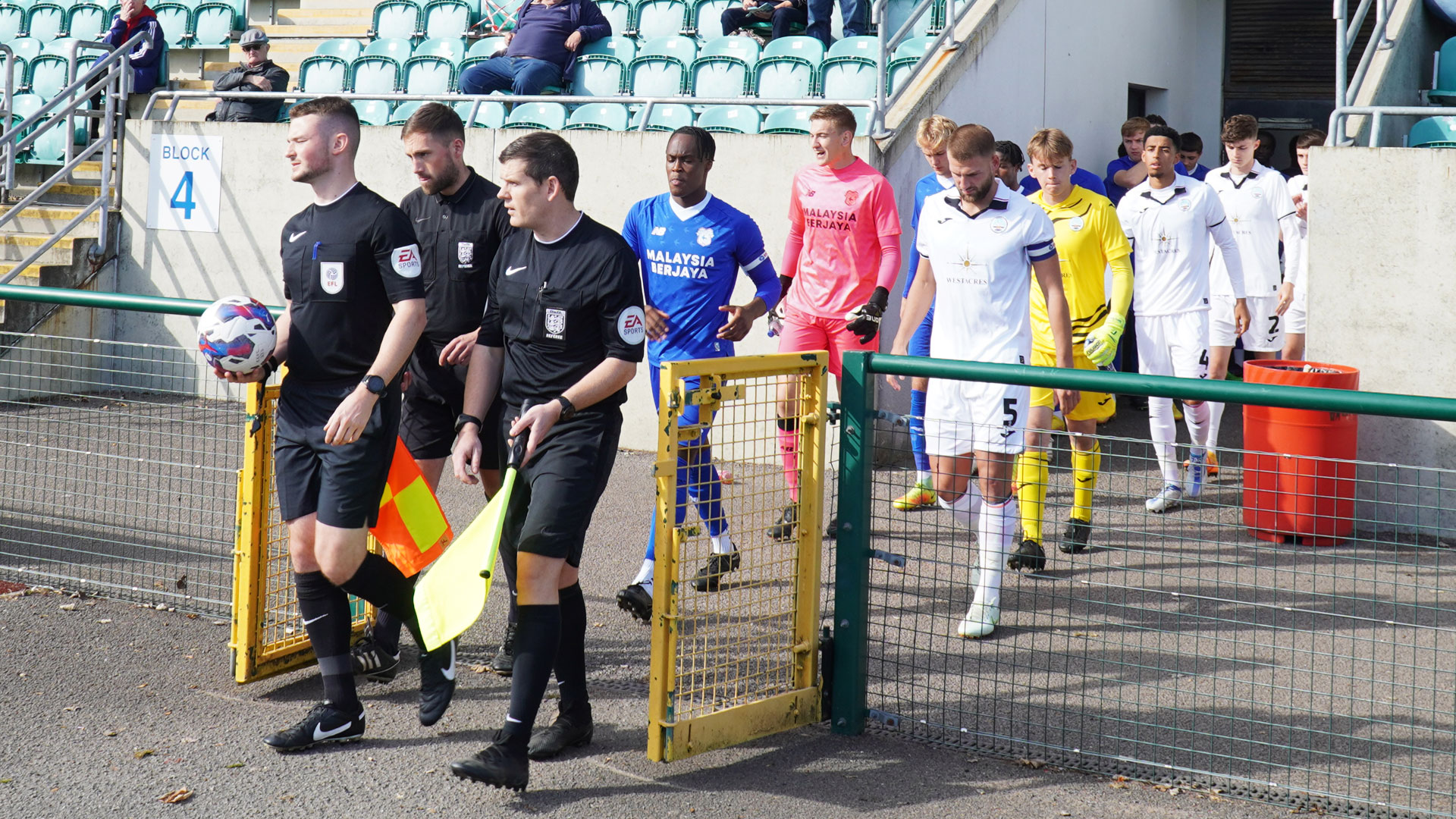 Cardiff City U21 4-3 Swansea City U21: Jack Leahy scores late