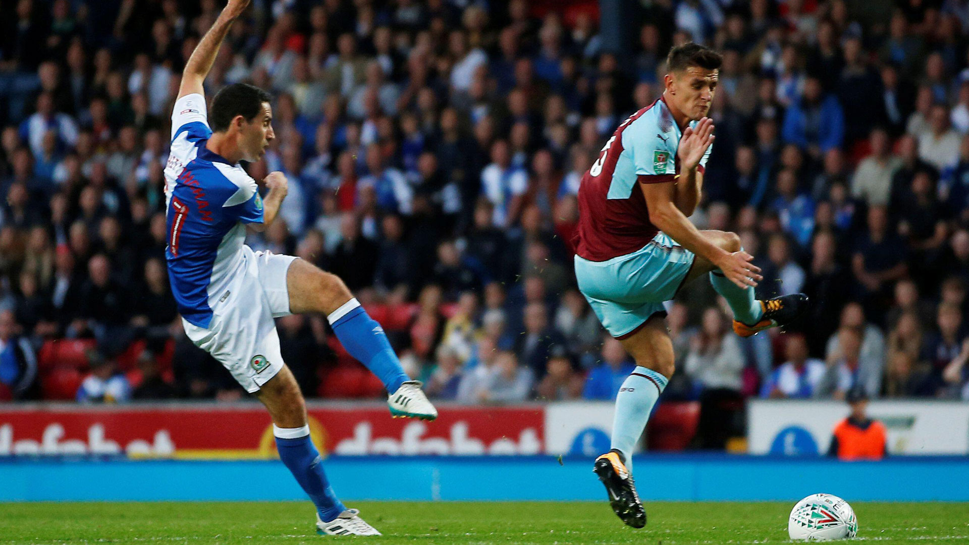 Peter Whittingham in action for Blackburn Rovers...