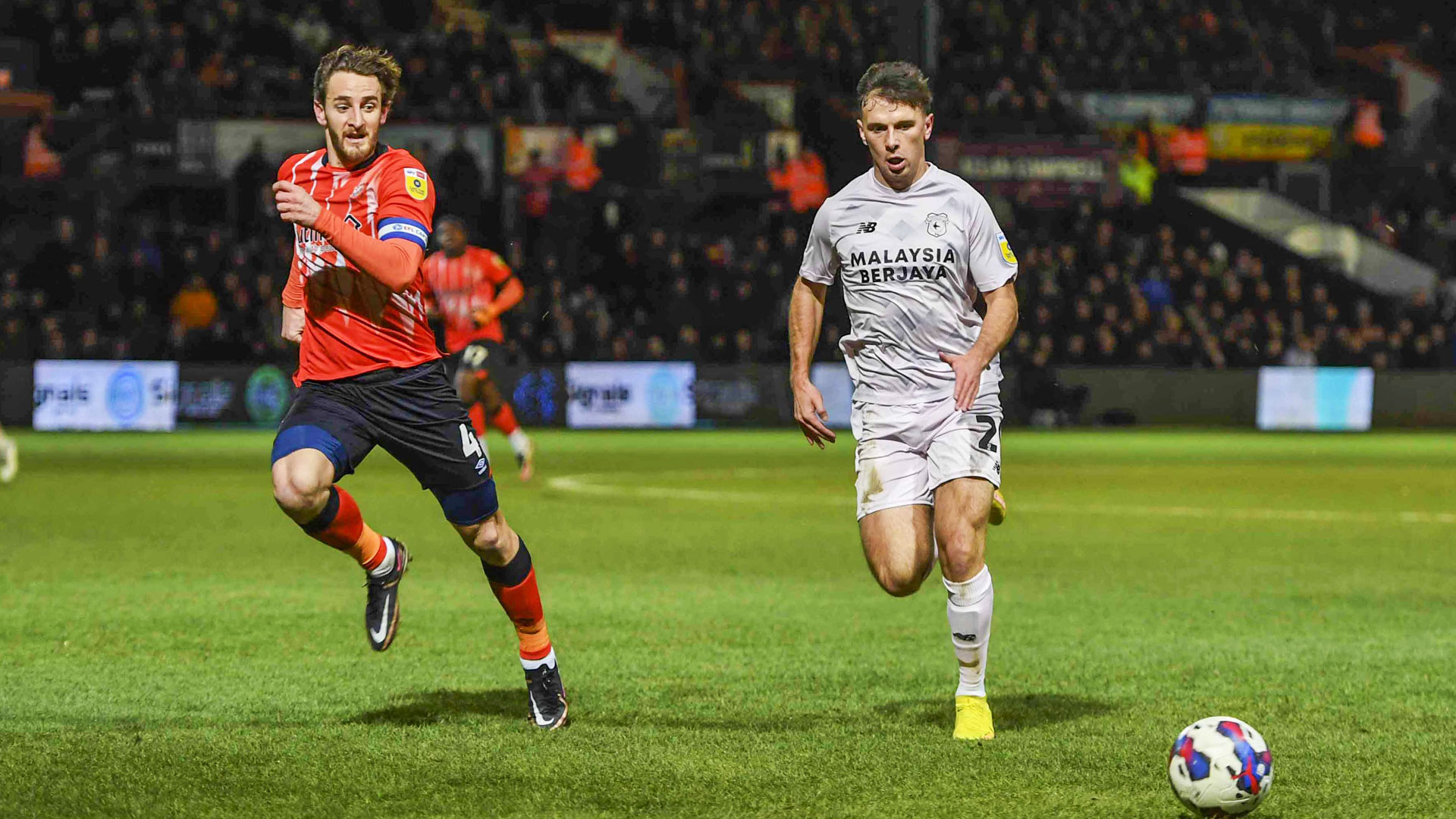 Mark Harris in action at Kenilworth Road...