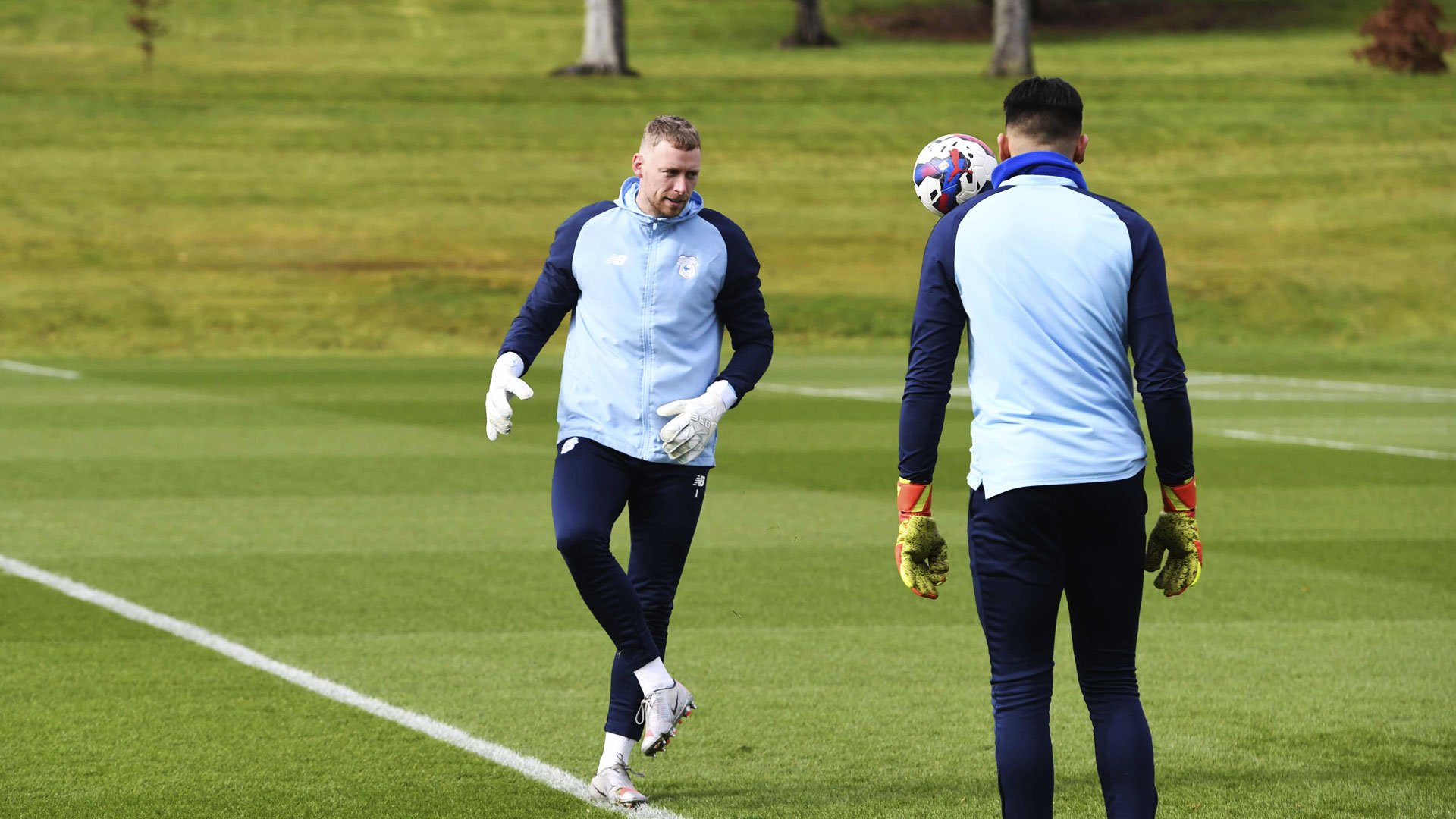 Ryan Allsop in training with Rohan Luthra...