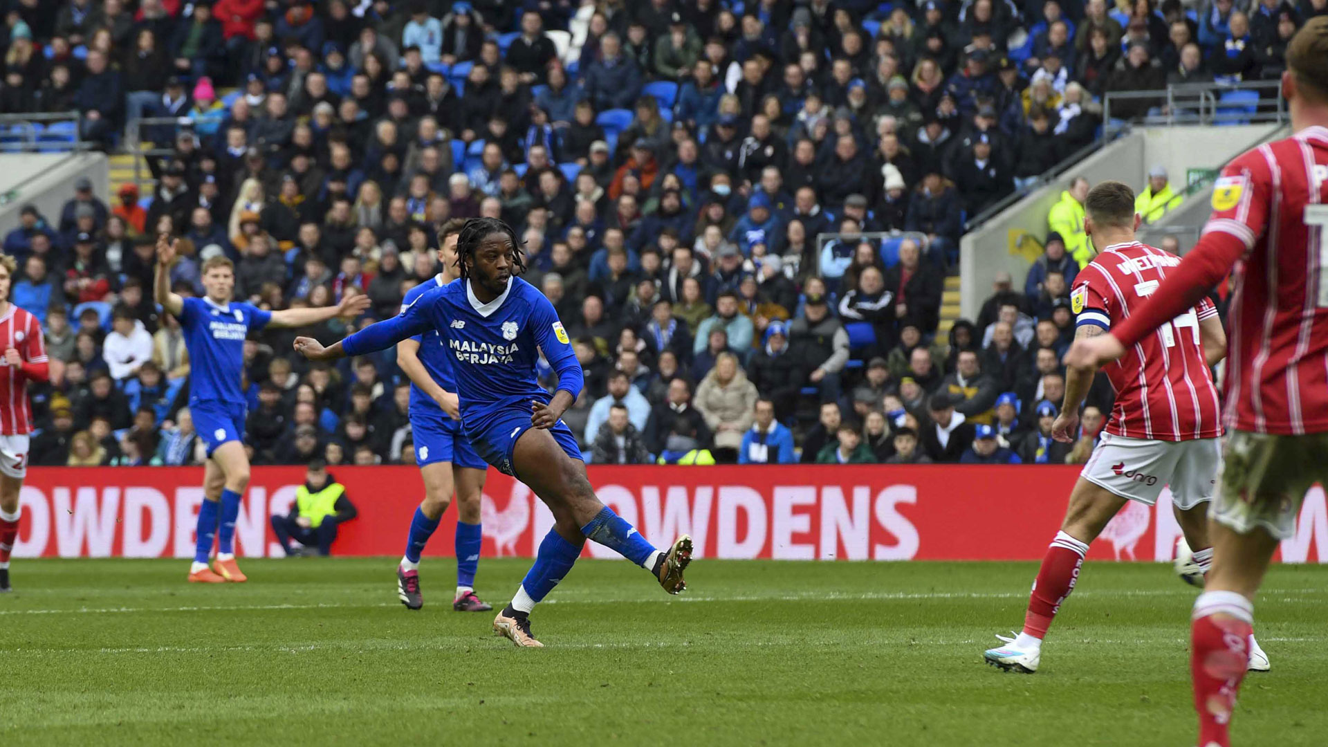 Romaine Sawyers in action for City vs. Bristol City...