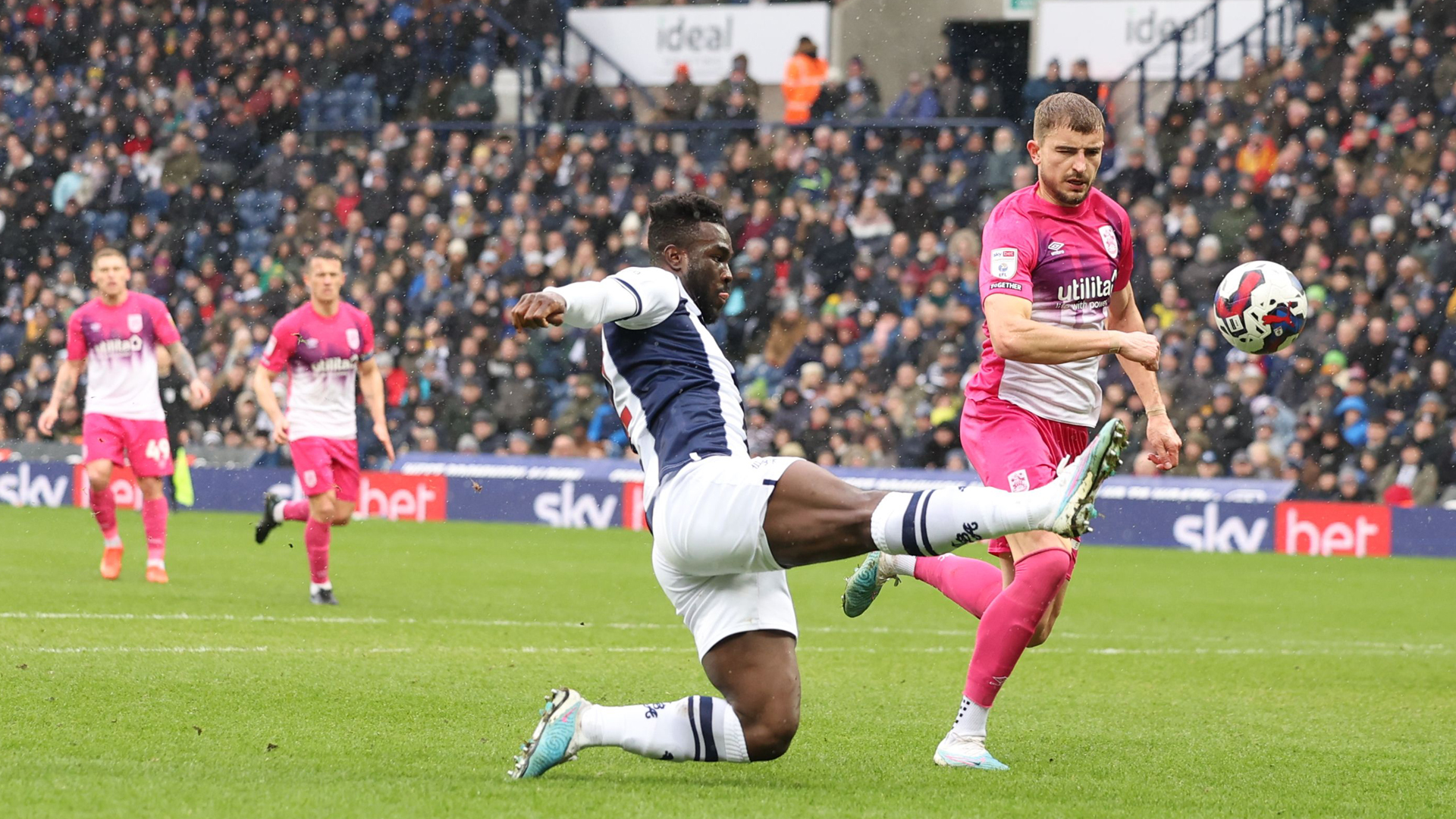 Brandon Thomas-Asante earns West Brom point against Stoke