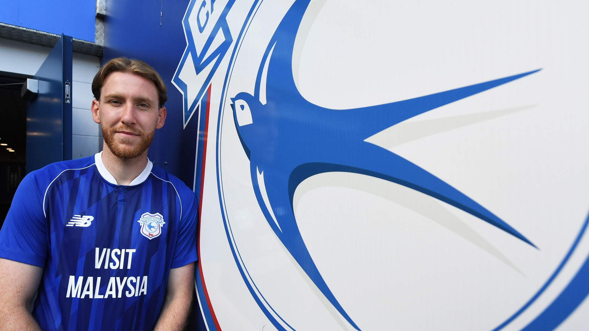 Josh Bowler joins the Bluebirds...