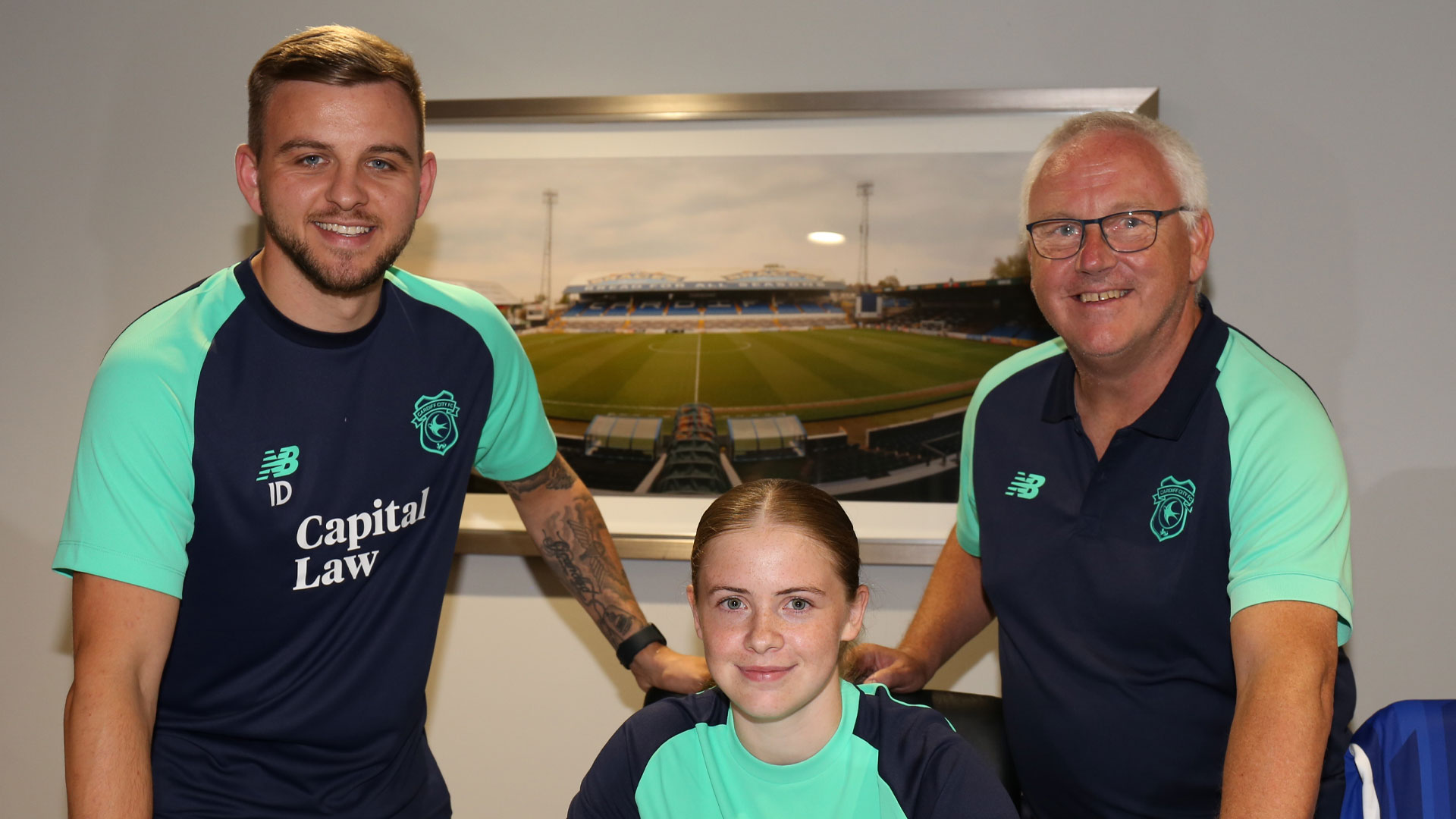 Eliza Collie signs a semi-professional contract with Cardiff City Women