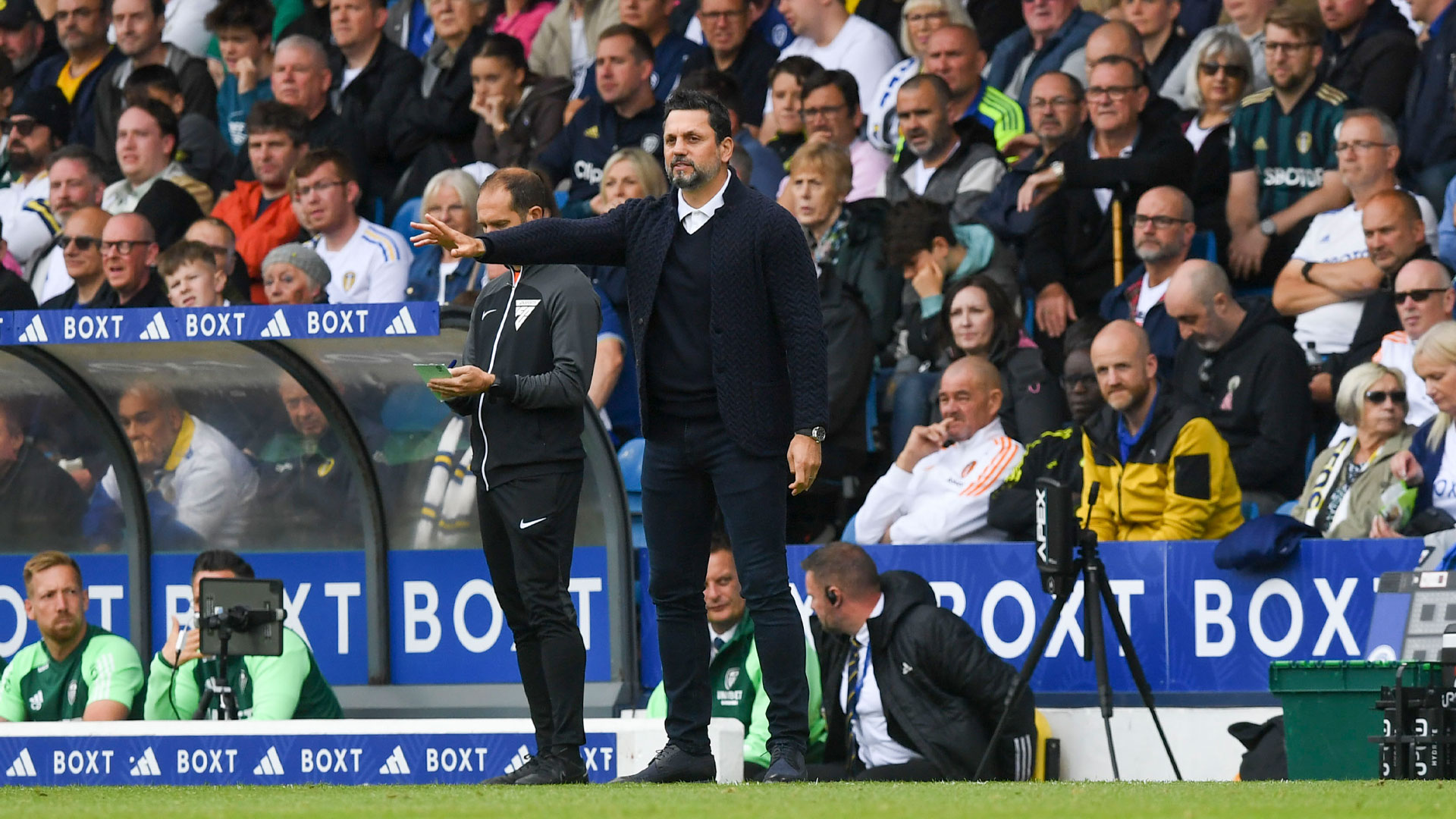 Erol Bulut on the touchline during Cardiff City's 2-2 draw against Leeds United