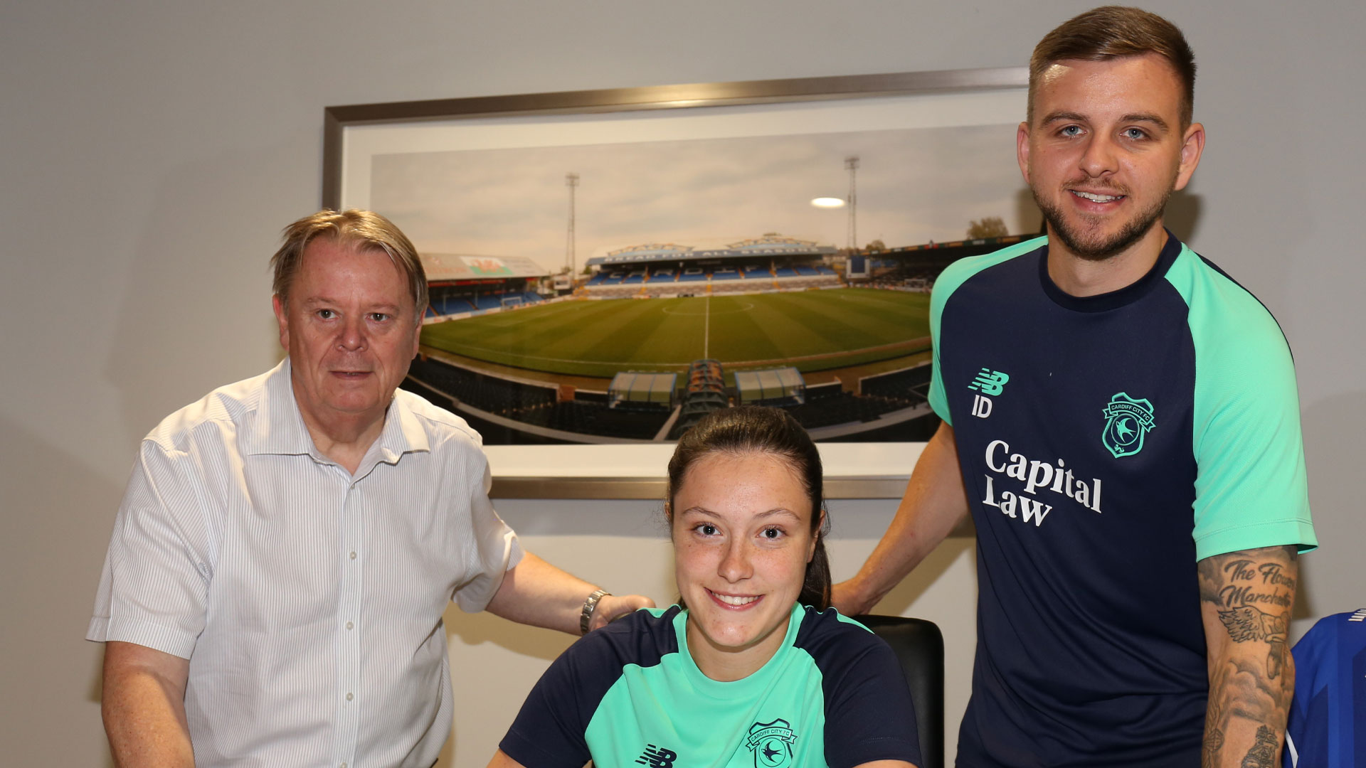 Vanaways continue sponsorship of Cardiff City Women