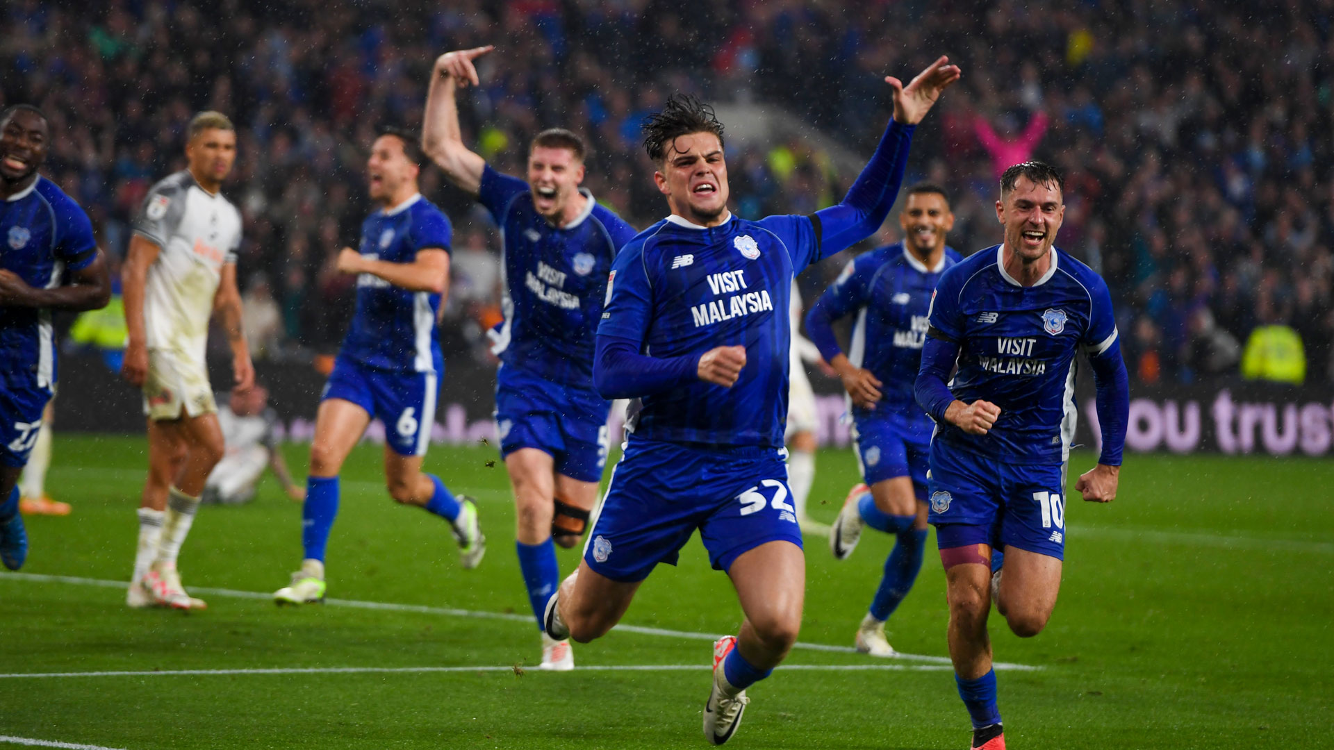 Ollie Tanner celebrates giving Cardiff City the lead