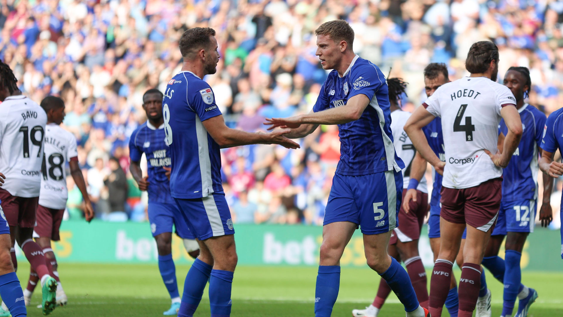 Mark McGuinness in action for Cardiff City