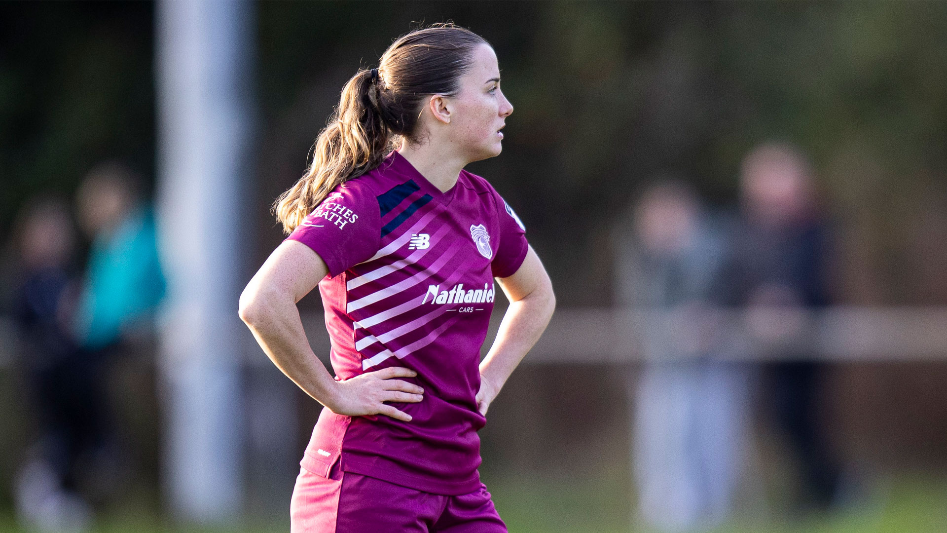 Lisa Owen in action for Cardiff City Women