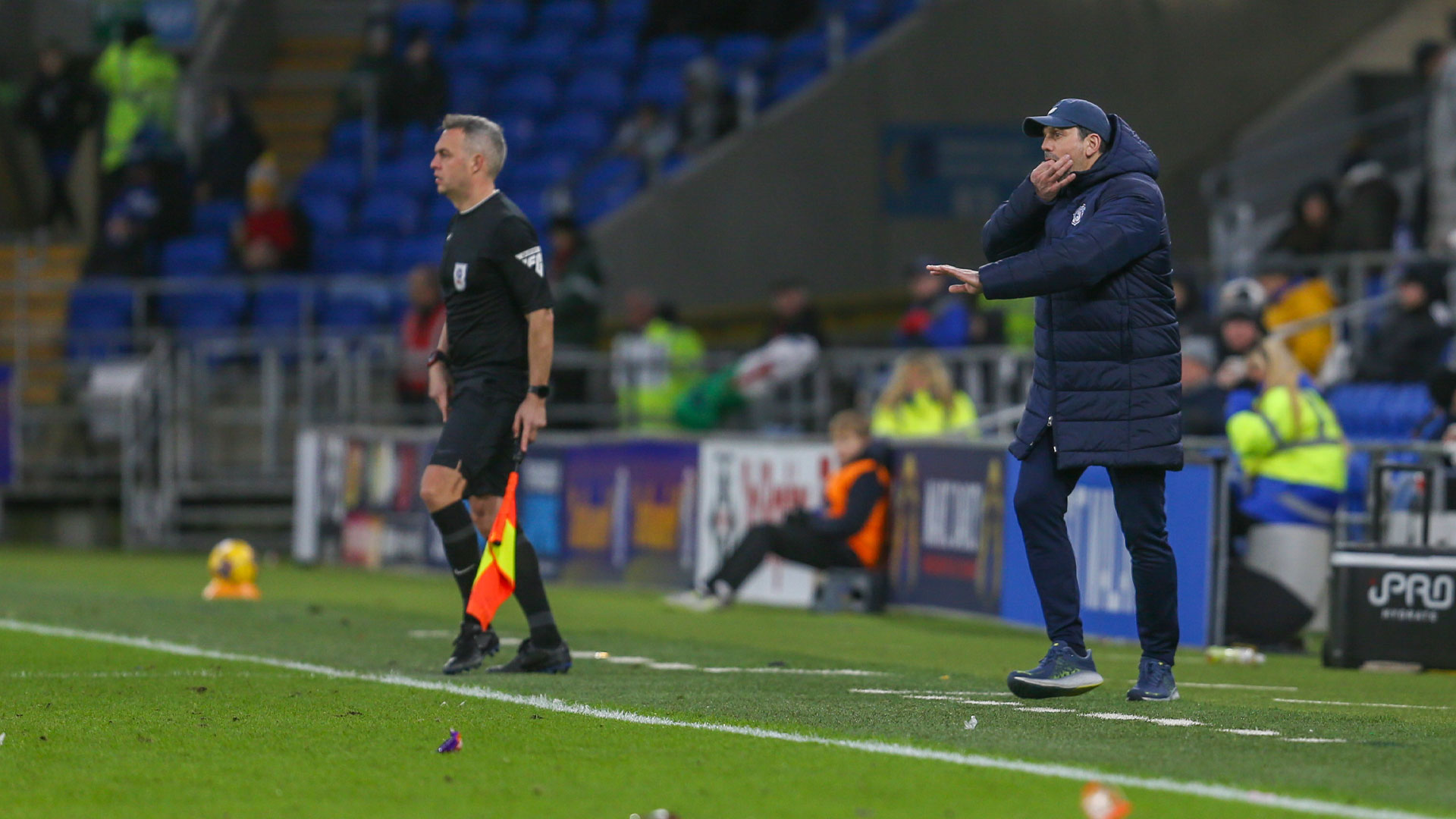 Erol Bulut on the touchline for Cardiff City