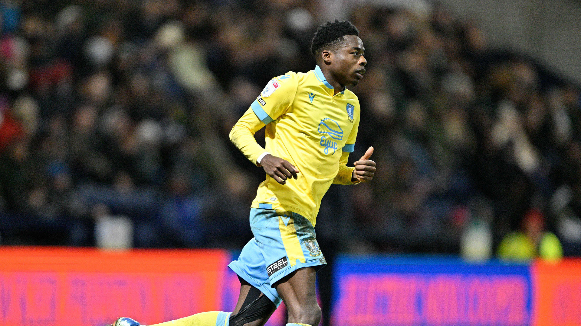 Anthony Musaba in action for Sheffield Wednesday