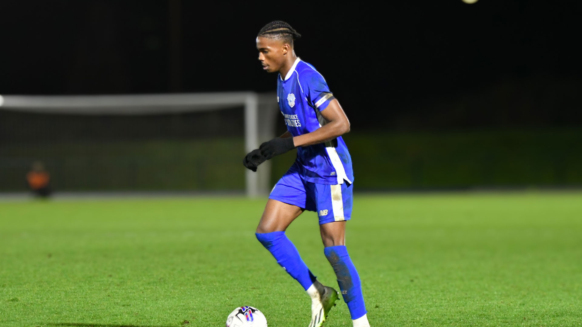 Tanatswa Nyakuhwa in action for Cardiff City U18