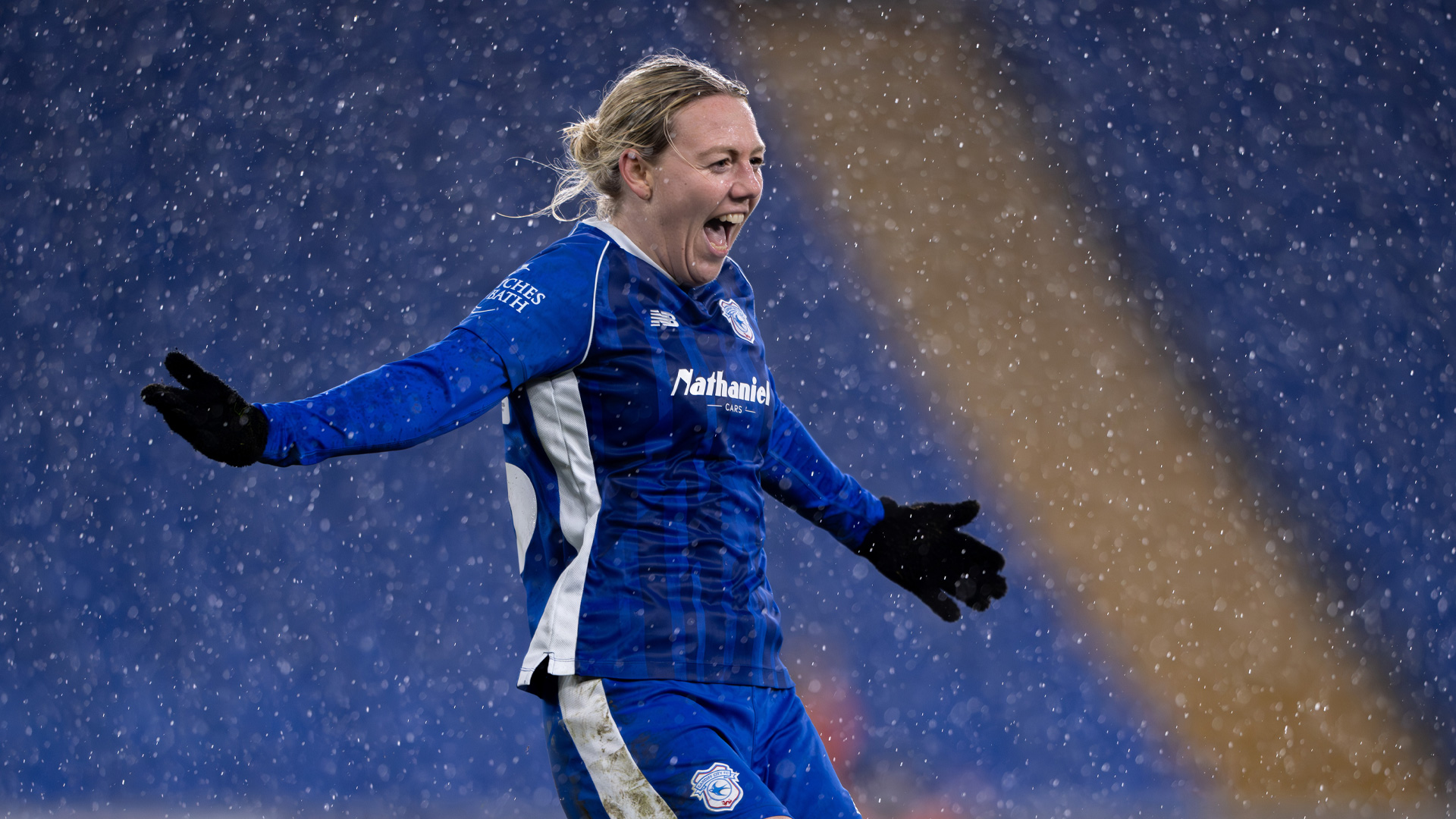 Tija Richardson in action for Cardiff City Women