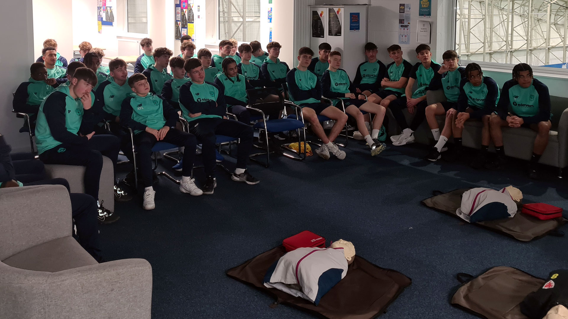 Cardiff City's Academy Players gain CPR and AED Training