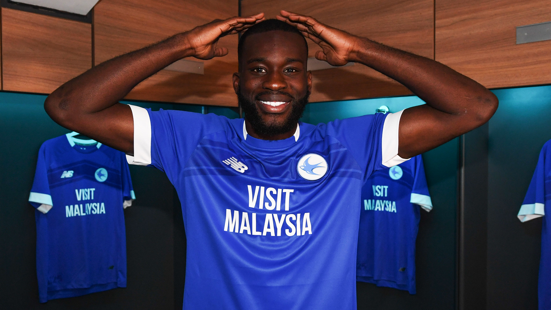 Wilfried Kanga joins Cardiff City...