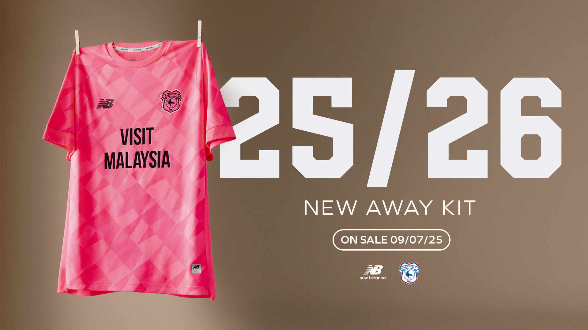 2025/26 Cardiff City away goalkeeper kit