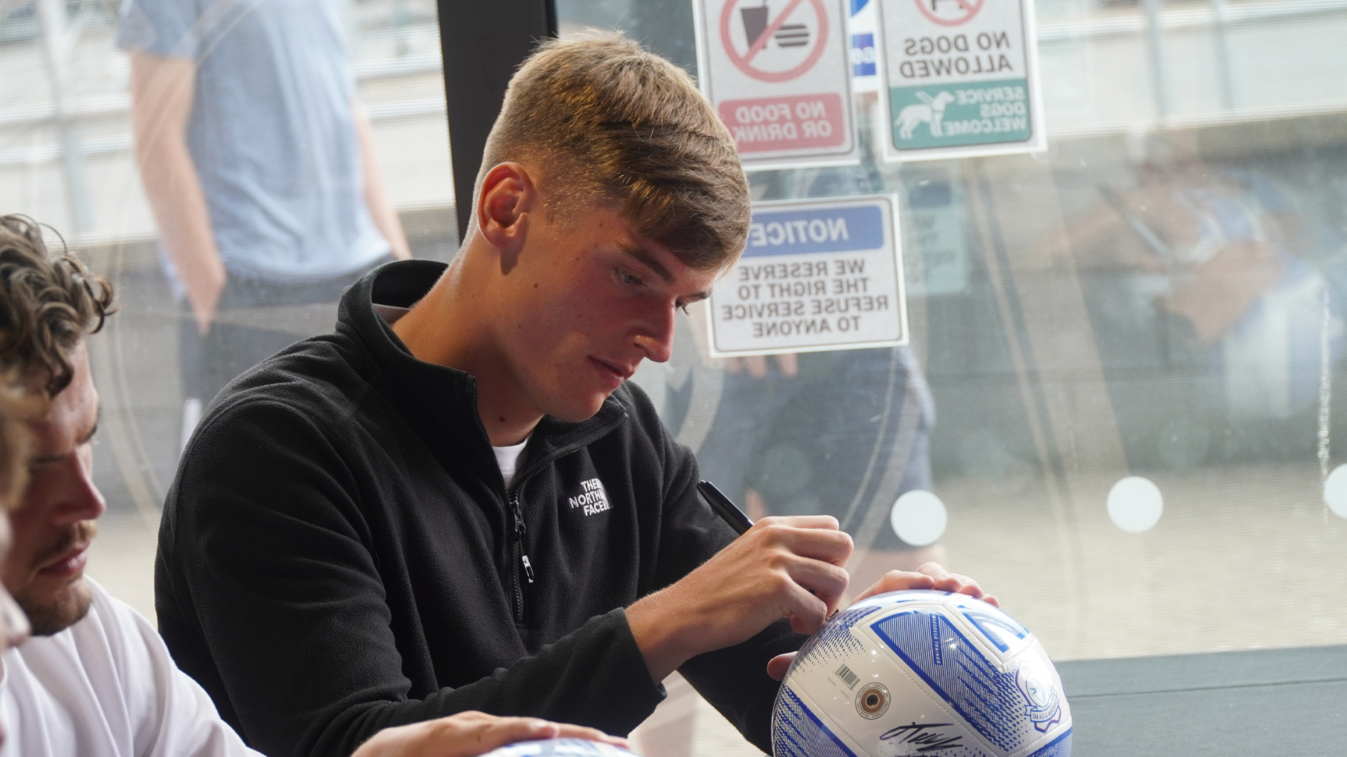 Dylan Lawlor meets the City fans