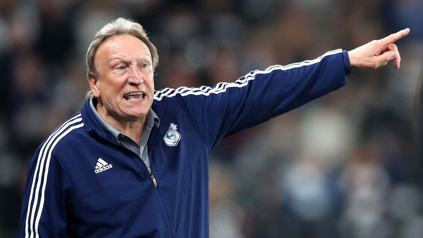 Neil Warnock instructs his Cardiff City side...