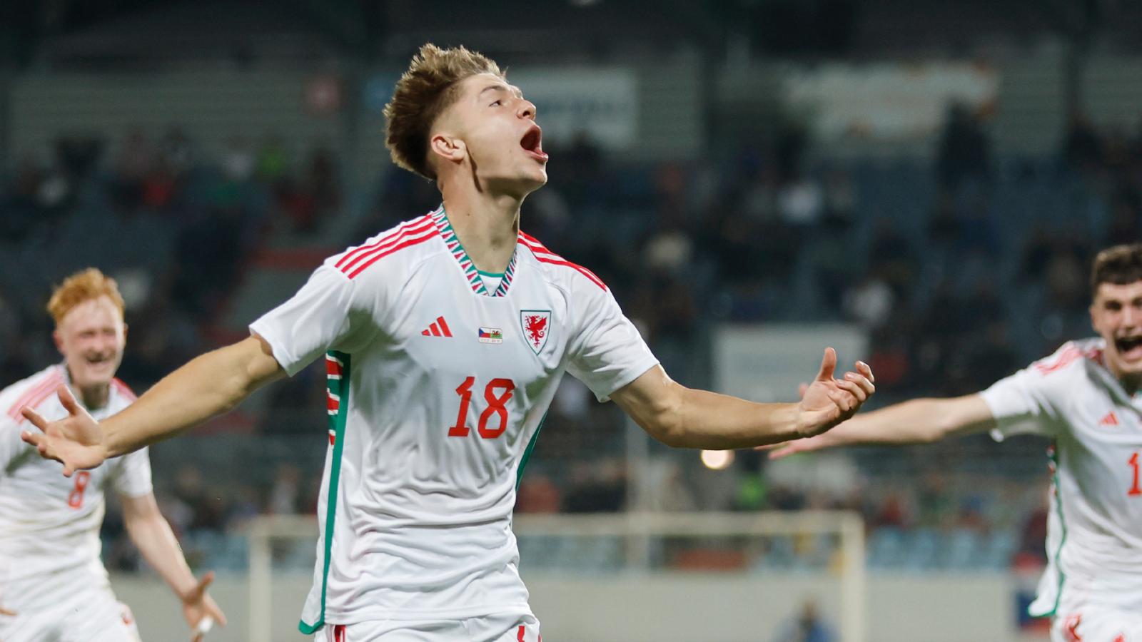 Academy Player Focus Cian Ashford Cardiff