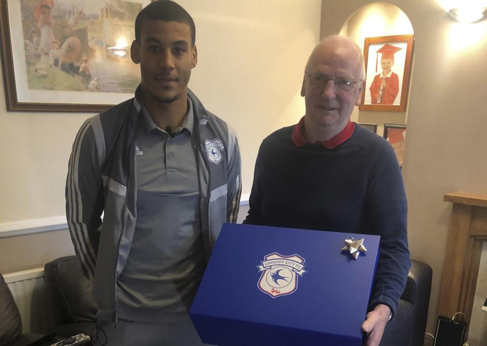 Pelts_BluebirdsCrimbo