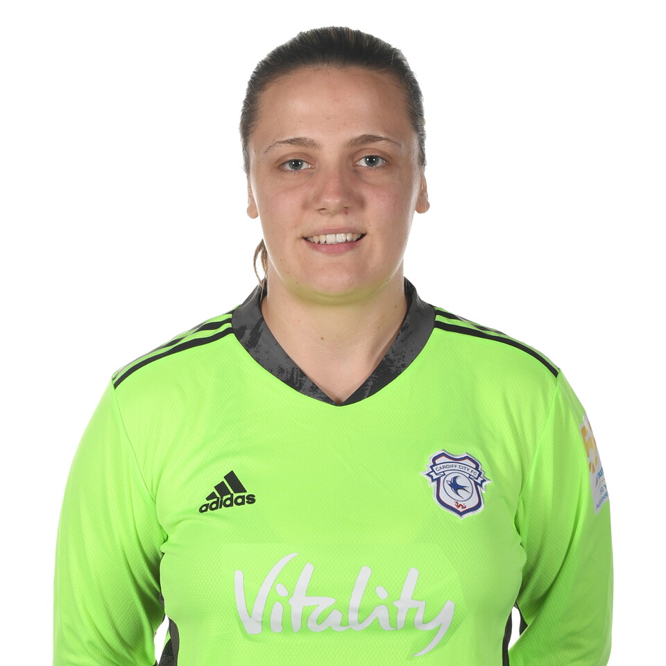 Charlotte Hastings_PROFILE 20