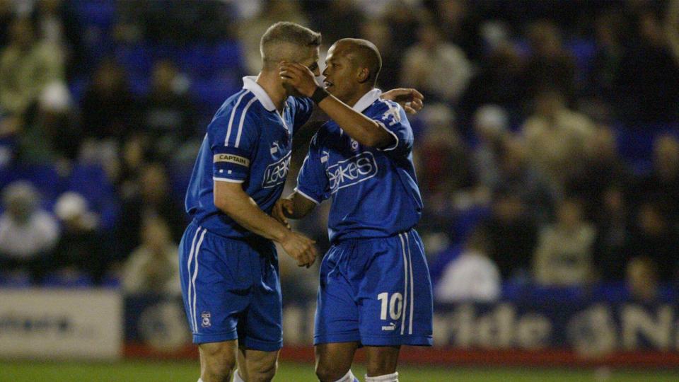 Graham Kavanagh, Robert Earnshaw