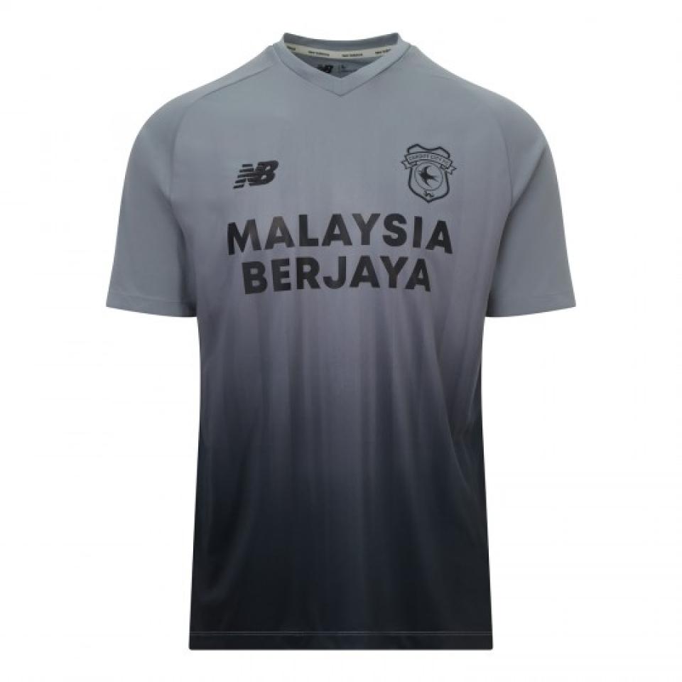 Away kit shop picture