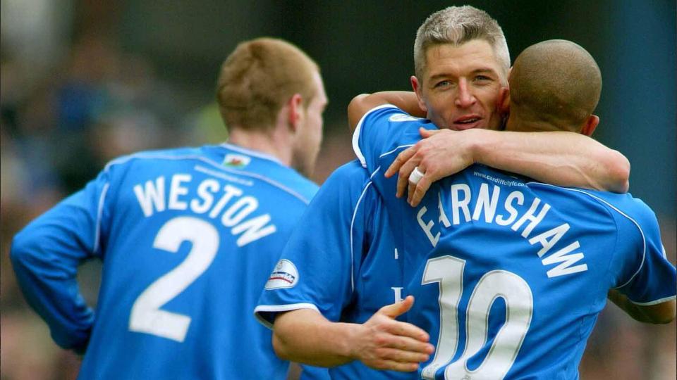 Robert Earnshaw and Graham Kavanagh