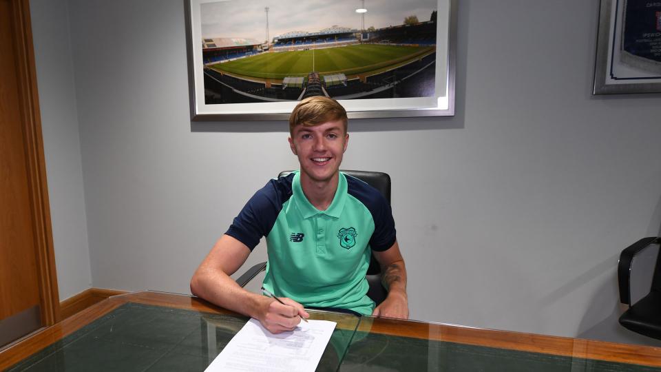 Joel Bagan signs a new deal with the Bluebirds...