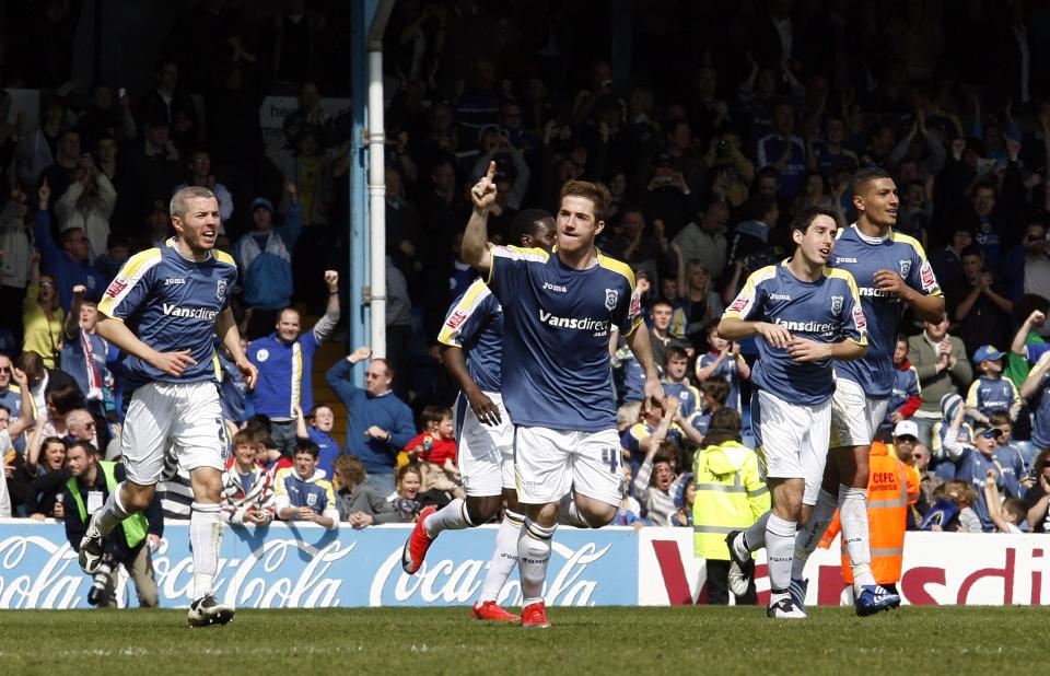 Ross McCormack celebrates scoring a goal for Cardiff City