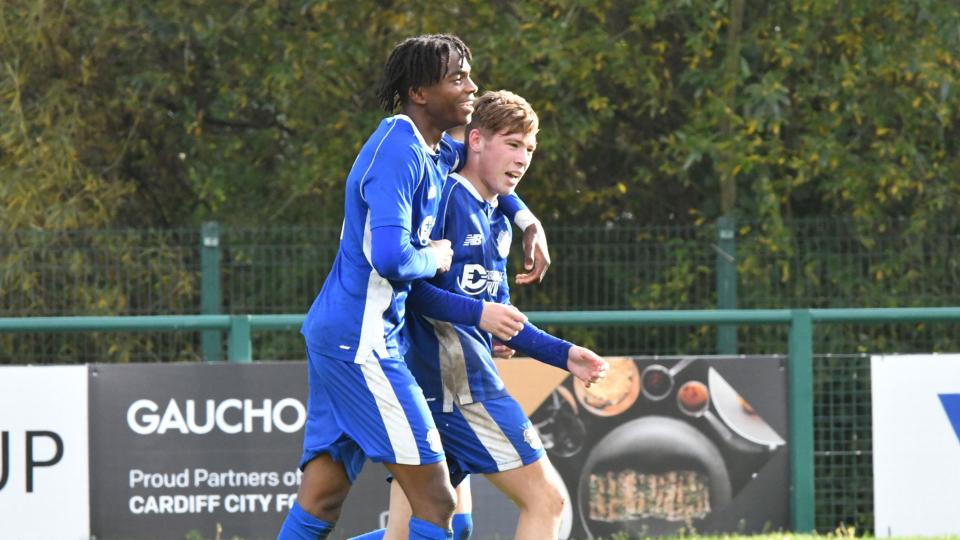 Tanatswa Nyakuhwa celebrates a Cardiff City U18 goal