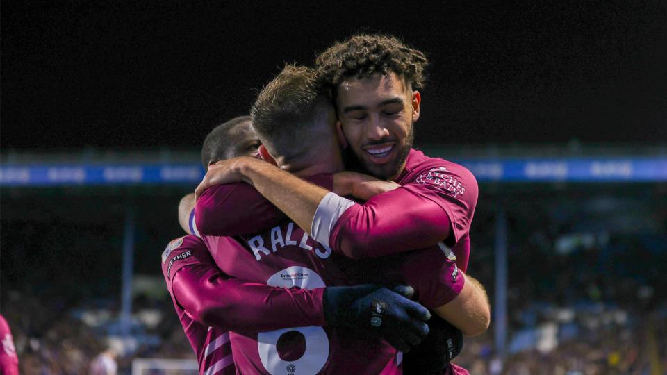 Kion Etete, Joe Ralls