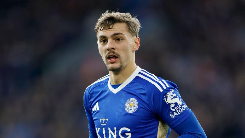 Kiernan Dewsbury-Hall in action for Leicester City