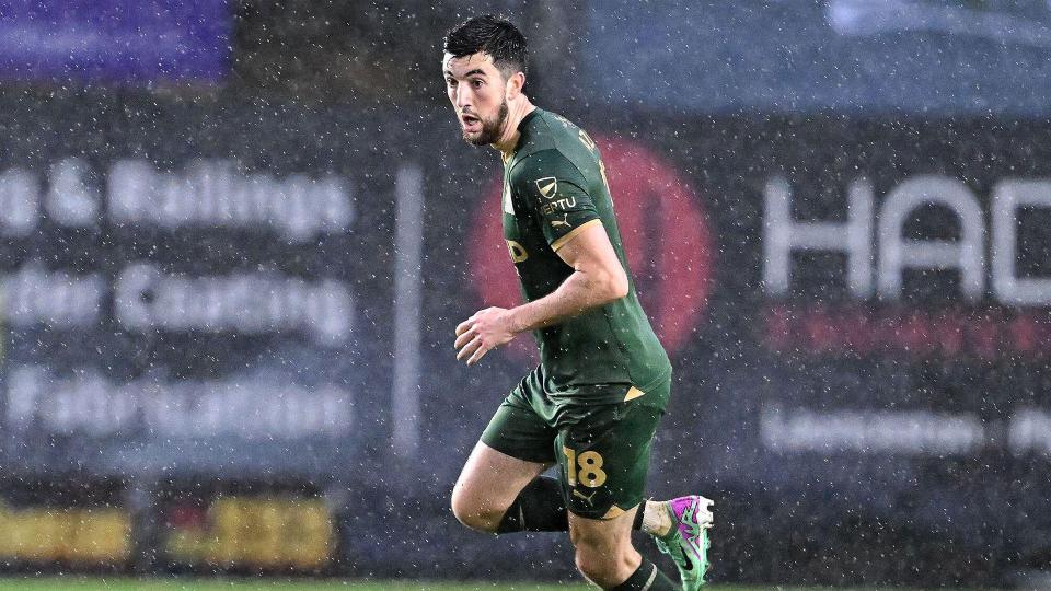 Finn Azaz in action for Plymouth Argyle