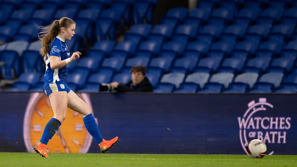 Eliza Collie in action for Cardiff City Women